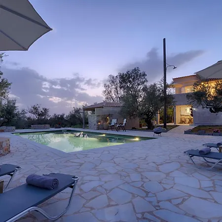 Ethos Retreat, Luxury * Areopoli