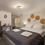 Апартаменты Ethos Retreat, Luxury