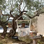 Апартаменты Ethos Retreat, Luxury Ареополис