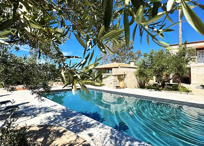 Ethos Retreat, Luxury 아파트