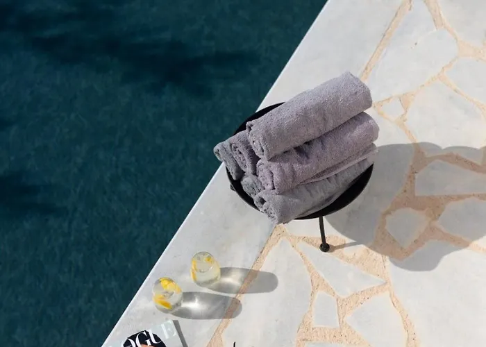 Ethos Retreat, Luxury 에리아폴리스